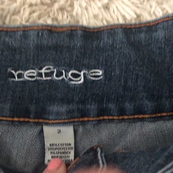 Refuge shorts size 2 - Picture 2 of 5